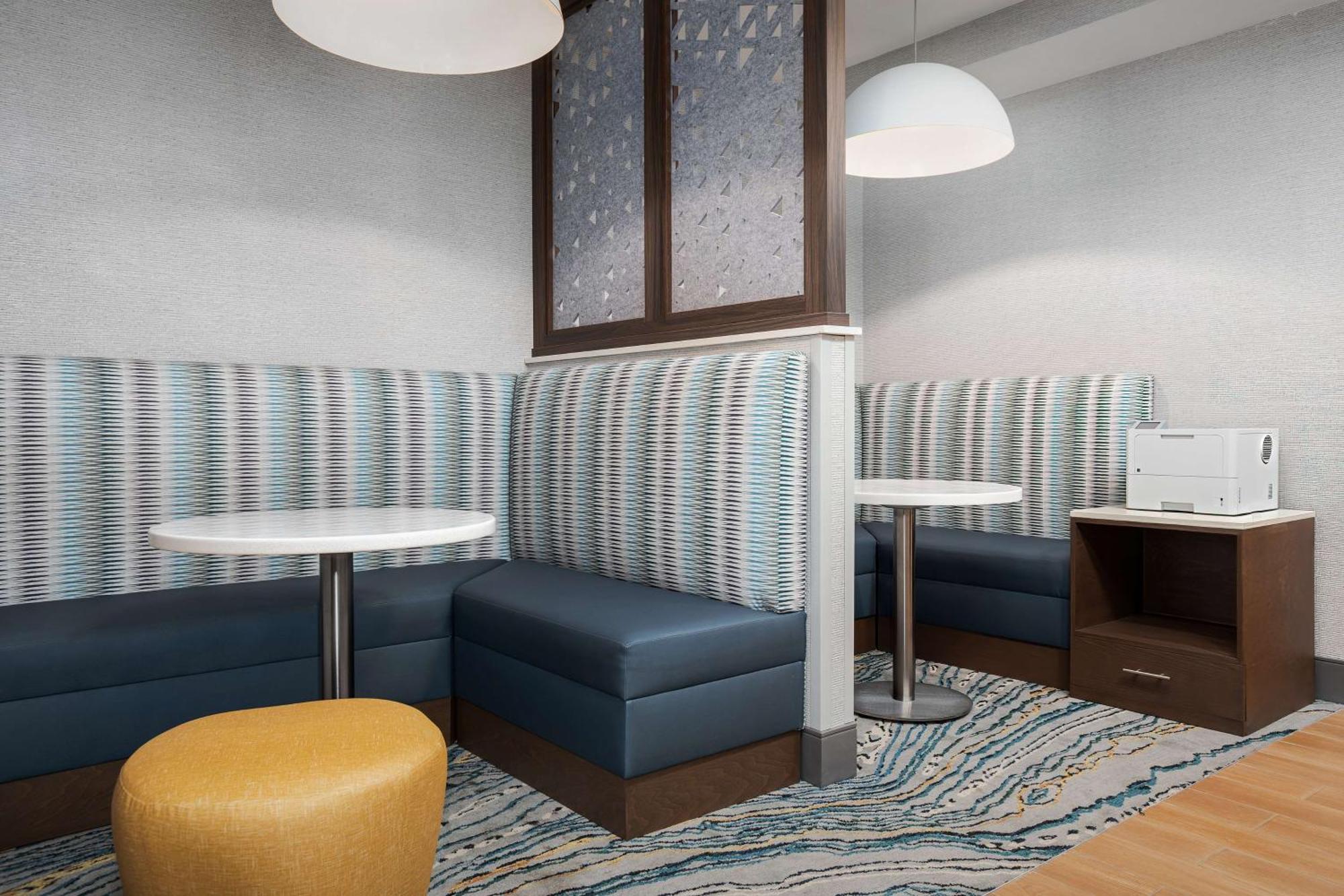 Hampton Inn & Suites Atlanta-Six Flags Lithia Springs Exterior foto
